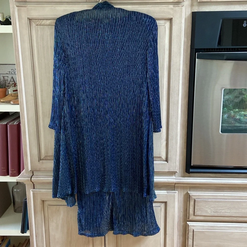 Db Elegant Blue Pleated Jacket and Dress Set sz 10 - Picture 4 of 9